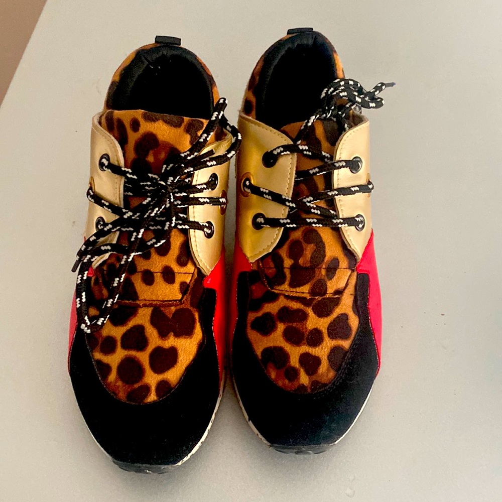 Barely Worn Casual Shoes